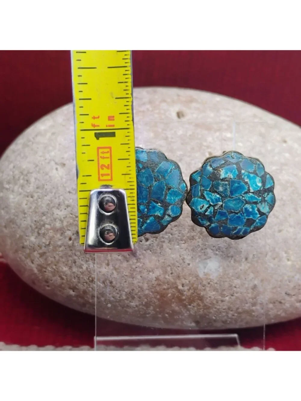 Vtg Inlay Turquoise Mosaic Brass Screw Back Earrings Round Scalloped Edges 7/8" - Picture 5 of 8